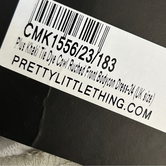 NWT PrettyLittleThing Gold and Cream Backless Dress - Picture 6 of 10